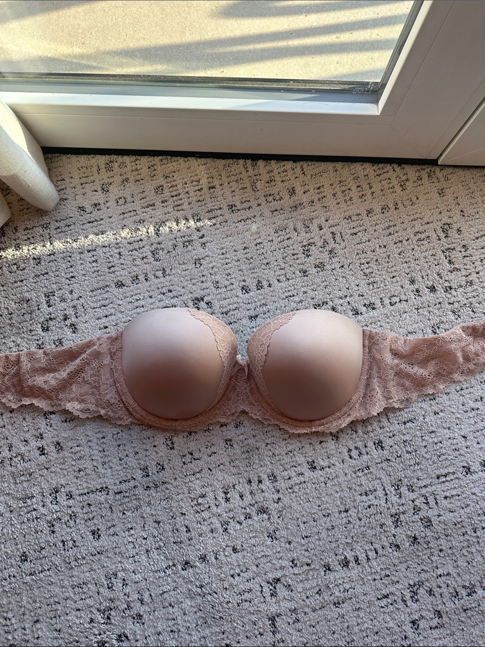 Victoria's Secret Nude Lace Strapless Balconette Bra